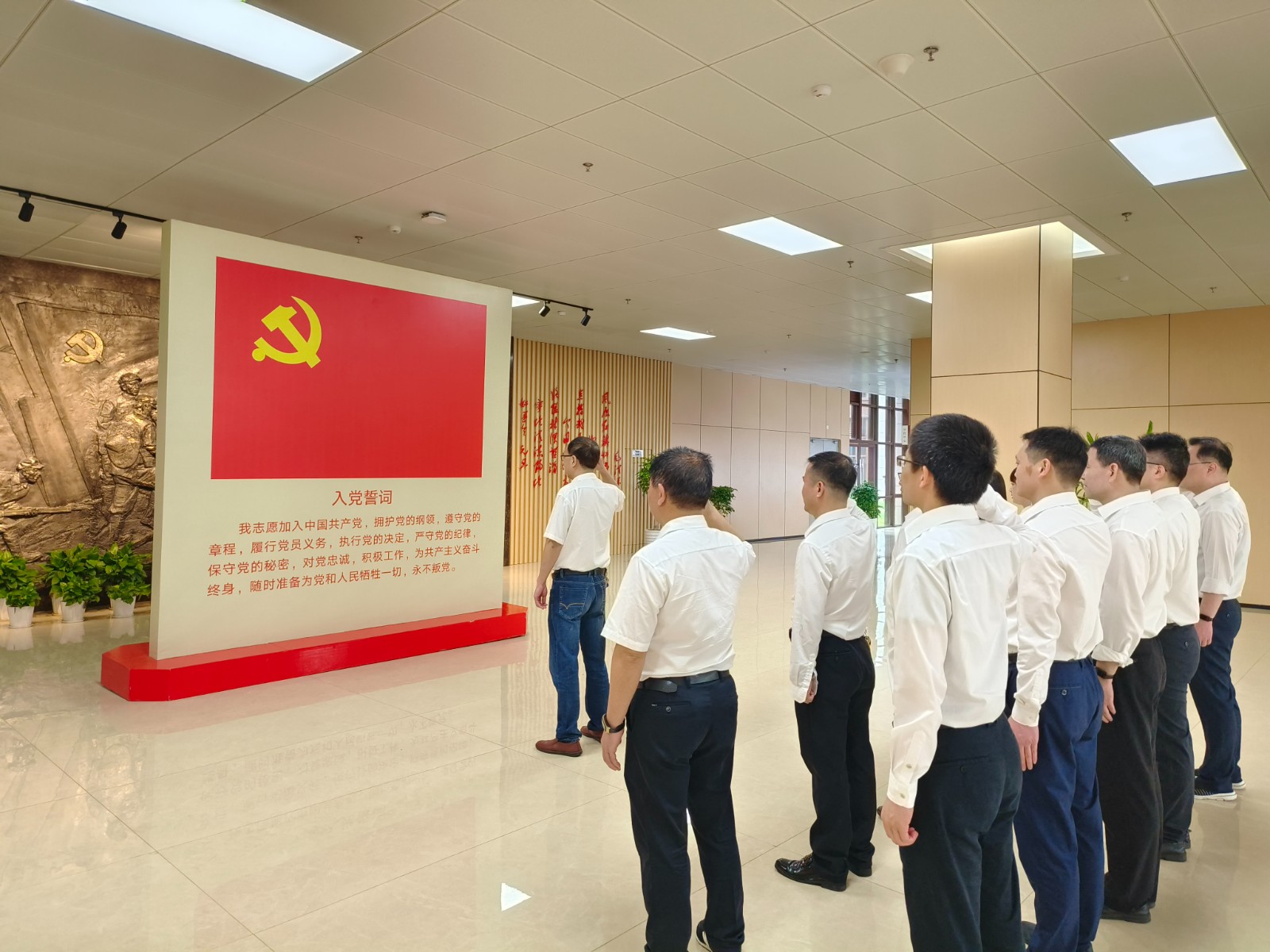 2.jpg 2.jpg