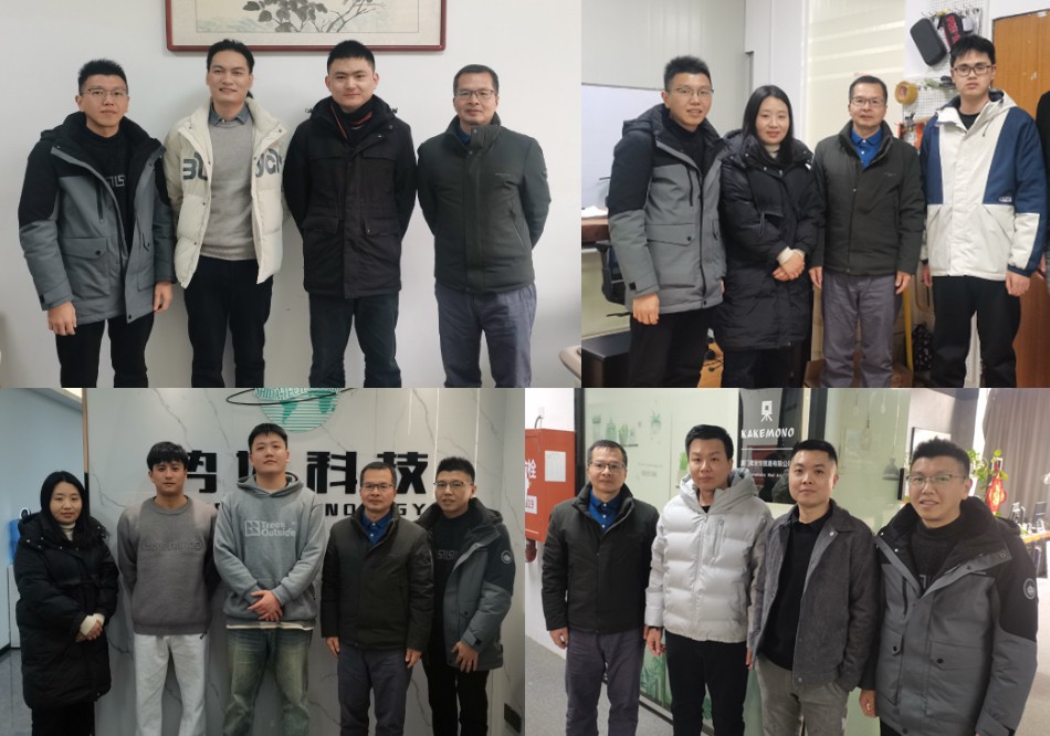 与学生合影留念.jpg 与学生合影留念.jpg