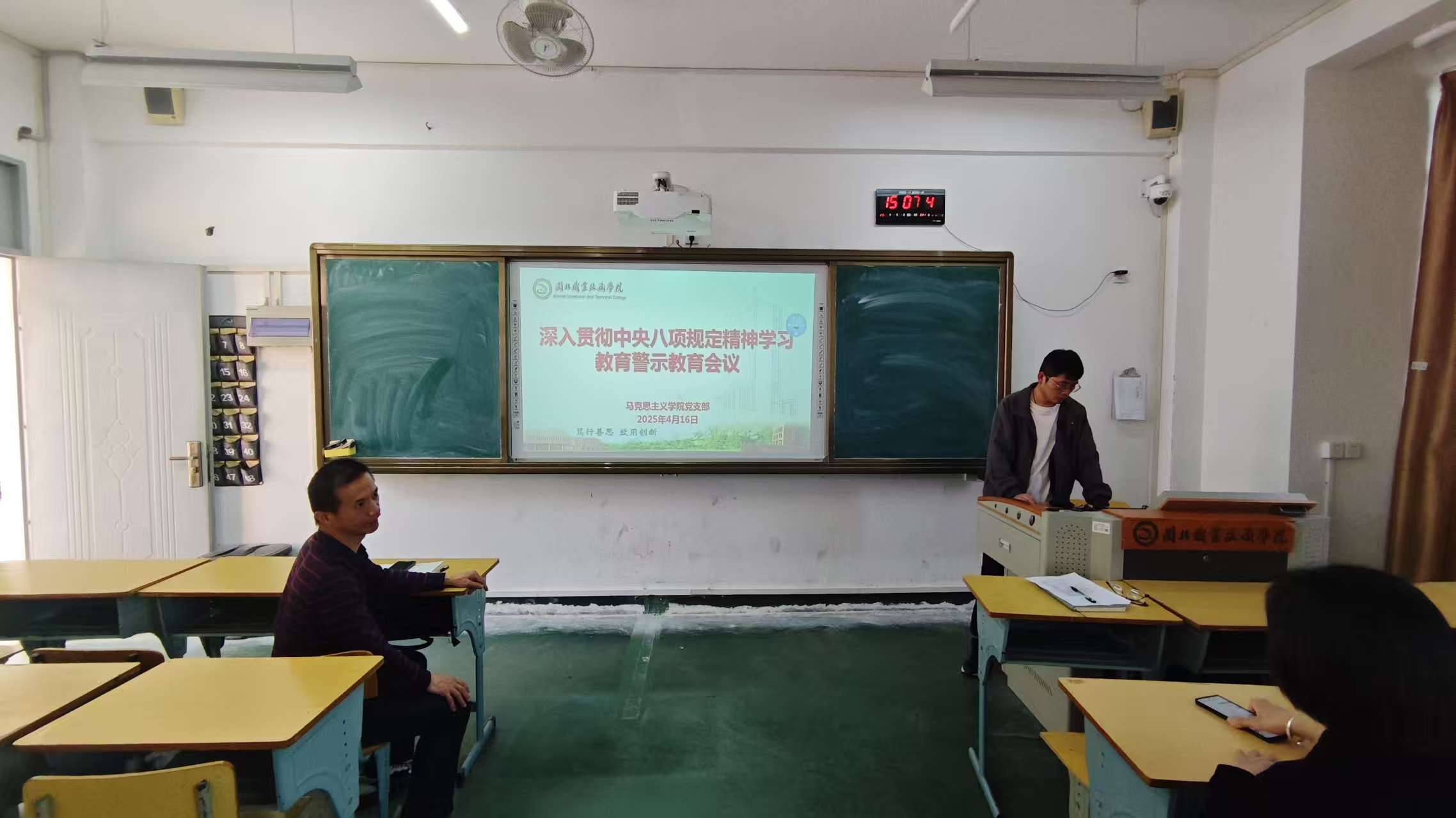 1.jpg 1.jpg